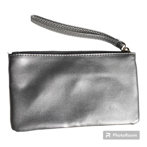 Vintage Style Floral Pattern Faux Leather Wristlet Silver Gray Pink Green New - Picture 3 of 14